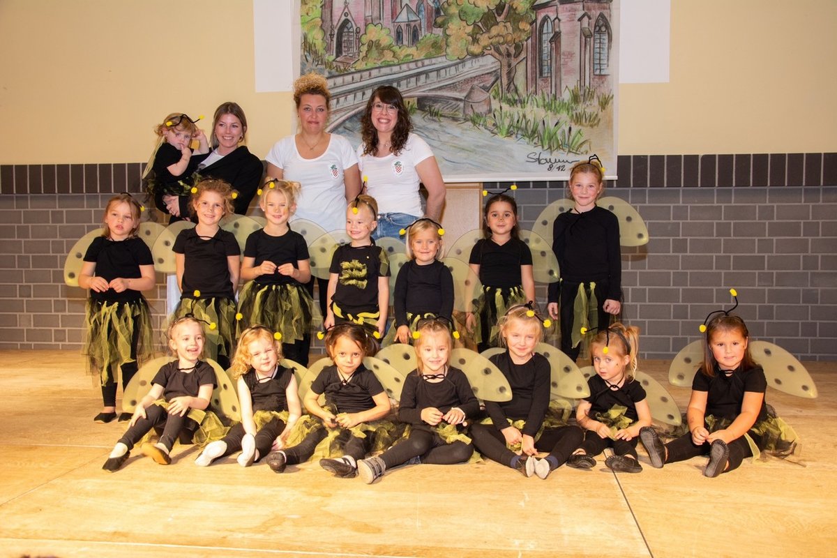 Showtanzgruppe Kunterbunt