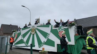 Jetzt zum Rosenmontagszug anmelden Jetzt zum Rosenmontagszug anmelden